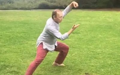 Tai-Chi-Kung-Climbing